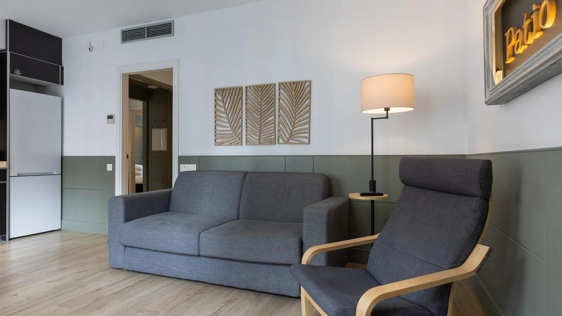 Enjoybcn Patio De Gala Apartment Barcelona Spain