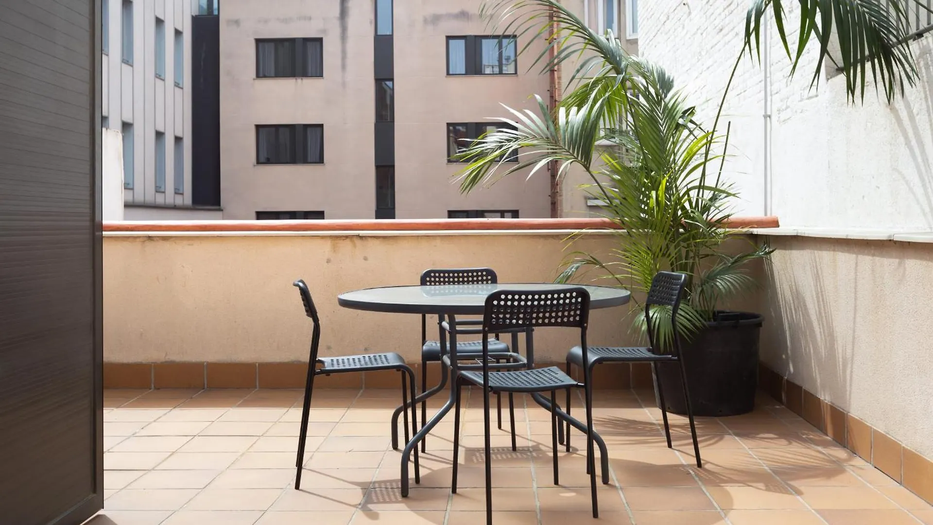Enjoybcn Patio De Gala Lejlighed Barcelona Spanien